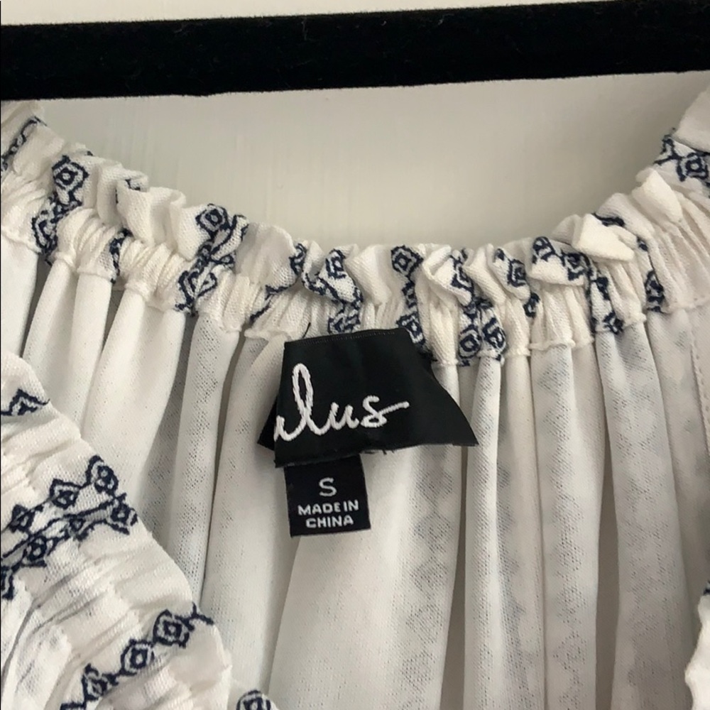 Off The Should Romper From Lulus - image 3